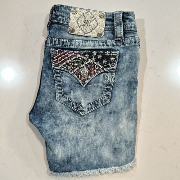 Miss Me Mid-Short Size 28 - Picture 3 of 14